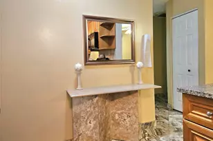 2141 NE 1st Ct, Boynton Beach, FL 33435 - Photo 3