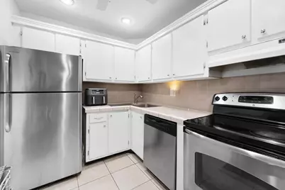 12 NE 19th Court #219A, Fort Lauderdale, FL 33305 - Photo 7