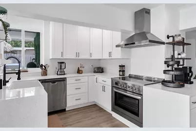 2233 SE 15th Street, Pompano Beach, FL 33062 - Photo 29