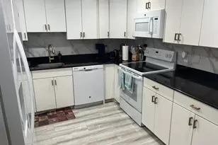 491 Racquet Club Rd, Weston, FL 33326 - Photo 3