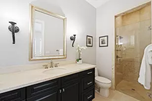 70 N Compass Dr, Fort Lauderdale, FL 33308 - Photo 35