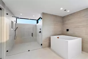 2880 NE 28th St, Fort Lauderdale, FL 33306 - Photo 59