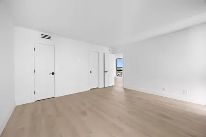 4800 E Bayview Drive #901, Fort Lauderdale, FL 33308 - Photo 11