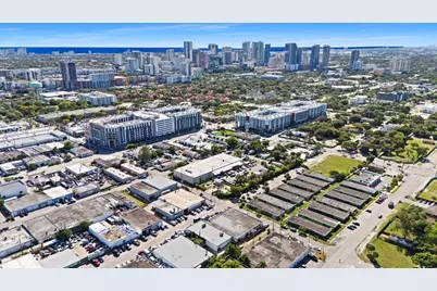 709 NW 8th Avenue, Fort Lauderdale, FL 33311 - Photo 17