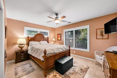 900 SE 13th Court, Deerfield Beach, FL 33441 - Photo 17