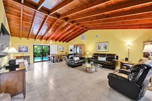 900 SE 13th Ct, Deerfield Beach, FL 33441 - Photo 5