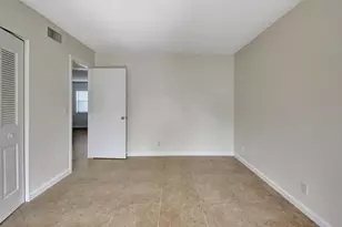 640 NE 6th Ct, Boynton Beach, FL 33435 - Photo 17