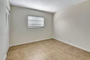 640 NE 6th Ct, Boynton Beach, FL 33435 - Photo 13