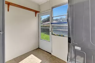 640 NE 6th Ct, Boynton Beach, FL 33435 - Photo 19