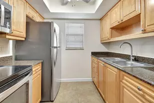 640 NE 6th Ct, Boynton Beach, FL 33435 - Photo 3