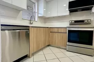 6080 NW 44th St, Lauderhill, FL 33319 - Photo 11