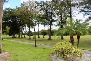 6080 NW 44th St, Lauderhill, FL 33319 - Photo 31