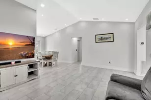 11831 NW 38th Pl, Sunrise, FL 33323 - Photo 5