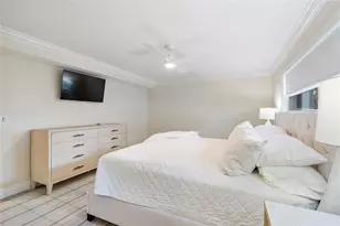 1710 S Ocean Ln, Fort Lauderdale, FL 33316 - Photo 13