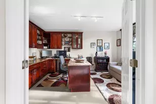 3800 Oaks Clubhouse Dr, Pompano Beach, FL 33069 - Photo 45