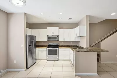 608 SW 3rd Avenue, Pompano Beach, FL 33060 - Photo 11