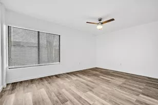 21357 NW 39th Ave, Opa Locka, FL 33055 - Photo 15