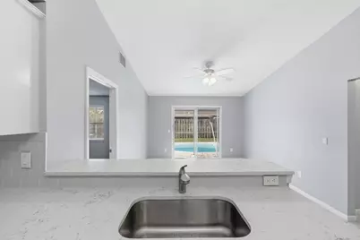 5067 Canal Circle E, Lake Worth, FL 33467 - Photo 23