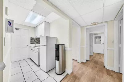 1100 NW 54th Street, Fort Lauderdale, FL 33309 - Photo 19