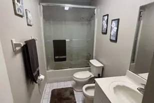 6931 SW 6th St, Hollywood, FL 33023 - Photo 9