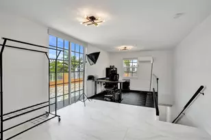 624 NE 29th Dr, Wilton Manors, FL 33334 - Photo 39