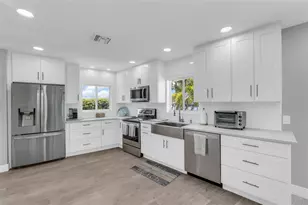 2005 N Riverside Dr, Pompano Beach, FL 33062 - Photo 21