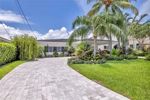 2005 N Riverside Dr, Pompano Beach, FL 33062 - Photo 3