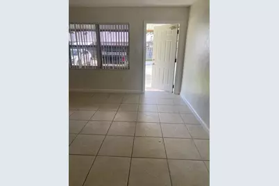 6032 Pierce Street #5, Hollywood, FL 33024 - Photo 9