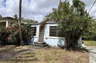 2161 NW 50th St, Miami, FL 33142 - Photo 3