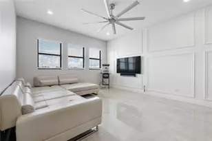 9025 Parkland Bay Dr, Parkland, FL 33076 - Photo 37