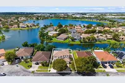 2738 SW 137th Terrace, Miramar, FL 33027 - Photo 3