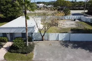 3328 NE 11th Ave, Oakland Park, FL 33334 - Photo 1