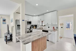 5221 NE 16th Ave, Pompano Beach, FL 33064 - Photo 5