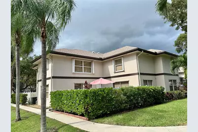 16 Amherst Court #C, Royal Palm Beach, FL 33411 - Photo 1