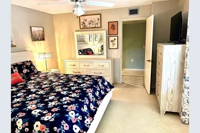 16 Amherst Court #C, Royal Palm Beach, FL 33411 - Photo 15