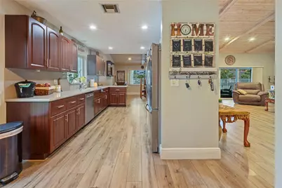 7626 NW 87th Avenue, Tamarac, FL 33321 - Photo 15