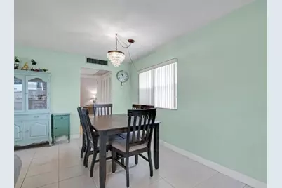 223 Flanders #E, Delray Beach, FL 33484 - Photo 9