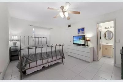 223 Flanders #E, Delray Beach, FL 33484 - Photo 5