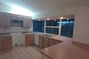 150 NW Byron St, Port Saint Lucie, FL 34983 - Photo 5