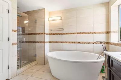 1325 Camellia Circle, Weston, FL 33326 - Photo 23