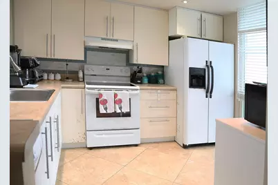 521 N Riverside Drive #602, Pompano Beach, FL 33062 - Photo 15