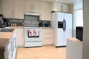 521 N Riverside Dr, Pompano Beach, FL 33062 - Photo 15