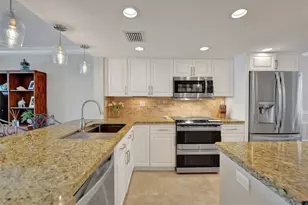 1100 SE 5th Ct, Pompano Beach, FL 33060 - Photo 17