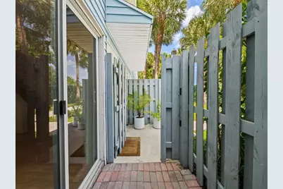 1989 NE 15th Avenue #1989, Fort Lauderdale, FL 33305 - Photo 9