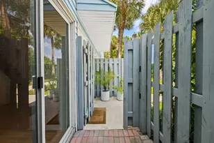 1989 NE 15th Ave, Fort Lauderdale, FL 33305 - Photo 9