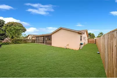 9728 SW 3rd Street, Boca Raton, FL 33428 - Photo 7