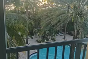 720 S Sapodilla Ave, West Palm Beach, FL 33401 - Photo 3