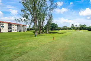 9411 N Hollybrook Lake Dr, Pembroke Pines, FL 33025 - Photo 19