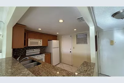 406 NW 68th Avenue #310, Plantation, FL 33317 - Photo 3