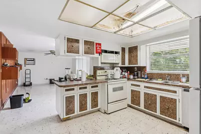 525 NE 58th Street, Miami, FL 33137 - Photo 11